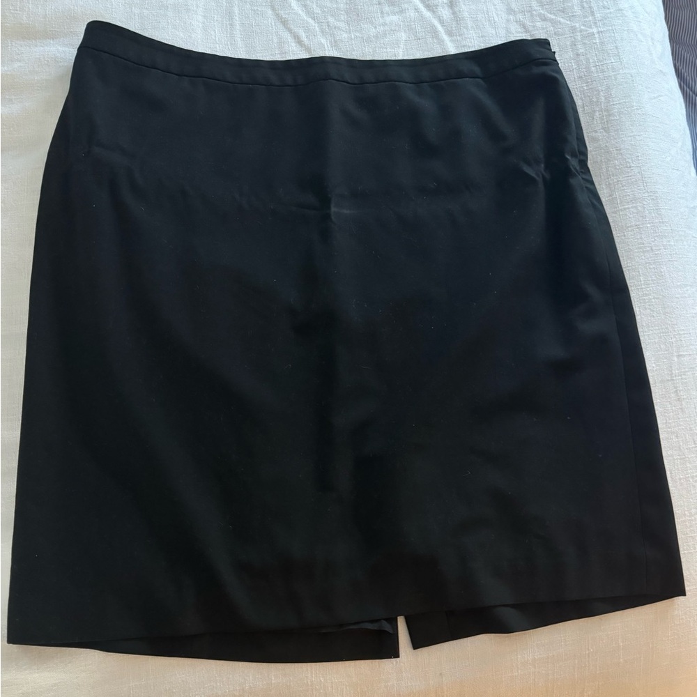 Loft Black Pencil Skirt - Size 16